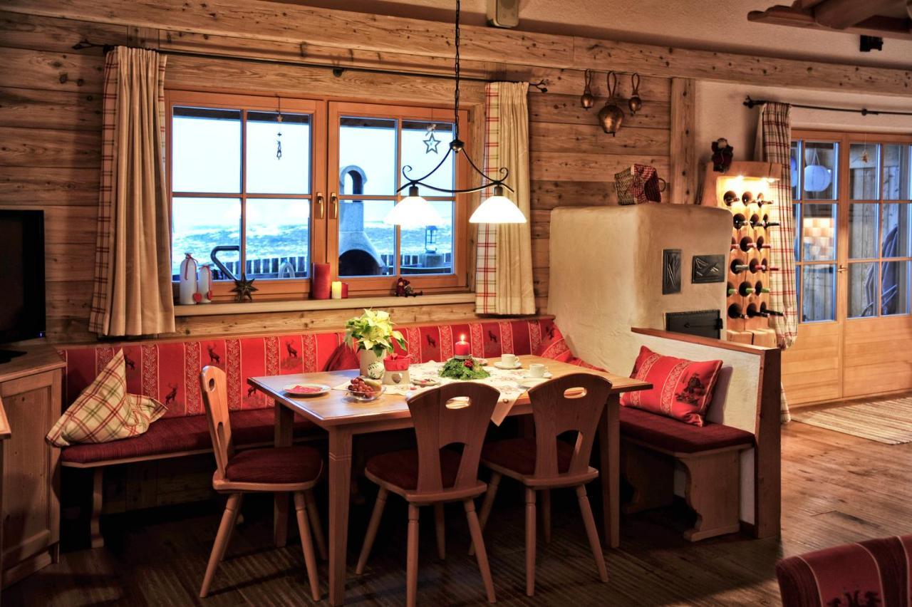 Luxury Chalets Wiesenruh Bichlbach Luaran gambar