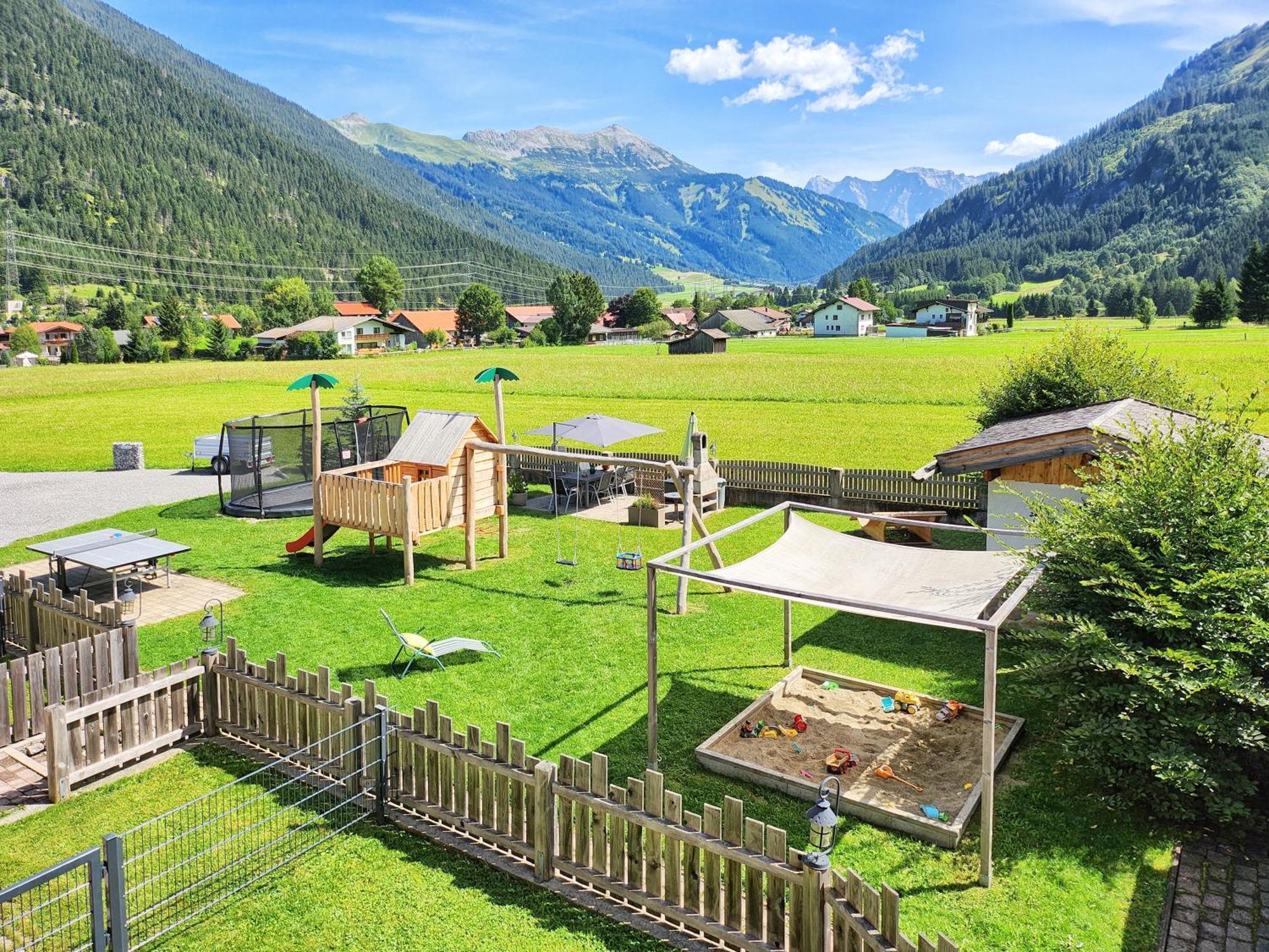 Luxury Chalets Wiesenruh Bichlbach Luaran gambar