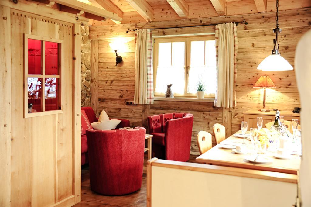 Luxury Chalets Wiesenruh Bichlbach Luaran gambar