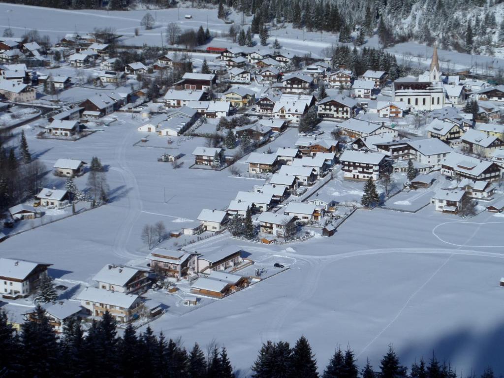 Luxury Chalets Wiesenruh Bichlbach Luaran gambar